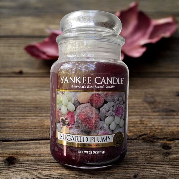 Yankee Candle Sugared Plums 22 oz Black Band Housewarmer Jar Candle Rare HTF - Picture 1 of 9